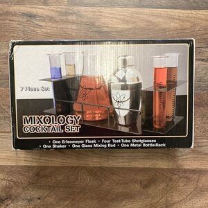 7 Piece Mixology Cocktail Set EUC